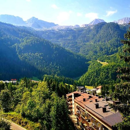 View-Stunning 2 Bedroom Apartment In The Heart Of Alps Sella Nevea Exterior photo