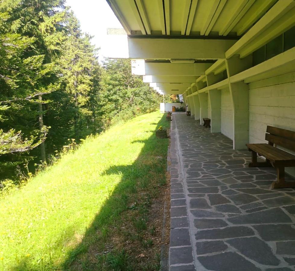 View-Stunning 2 Bedroom Apartment In The Heart Of Alps Sella Nevea Exterior photo